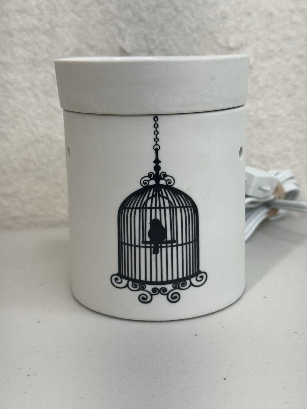 SCENTSY Black Wire Finch Bird Cage White Ceramic Wax Warmer Retired + Lightbulb